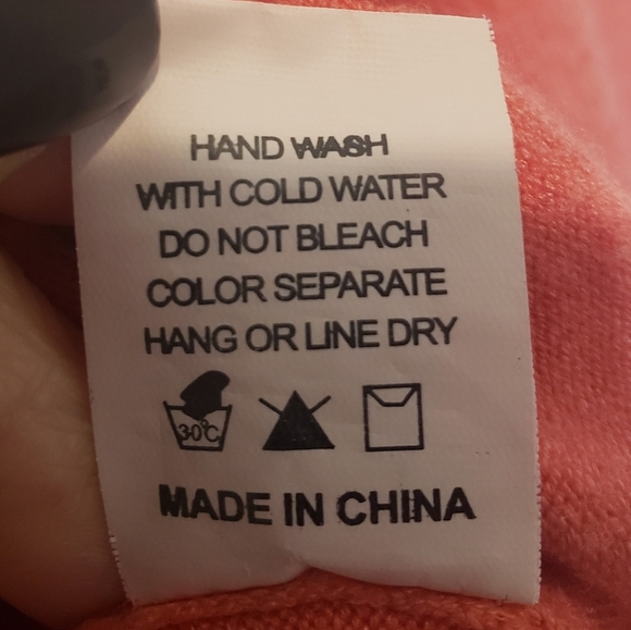 Dreamers Oversized Coral V Neck Sweater Size Medium/Large Soft Comfy - Picture 9 of 12